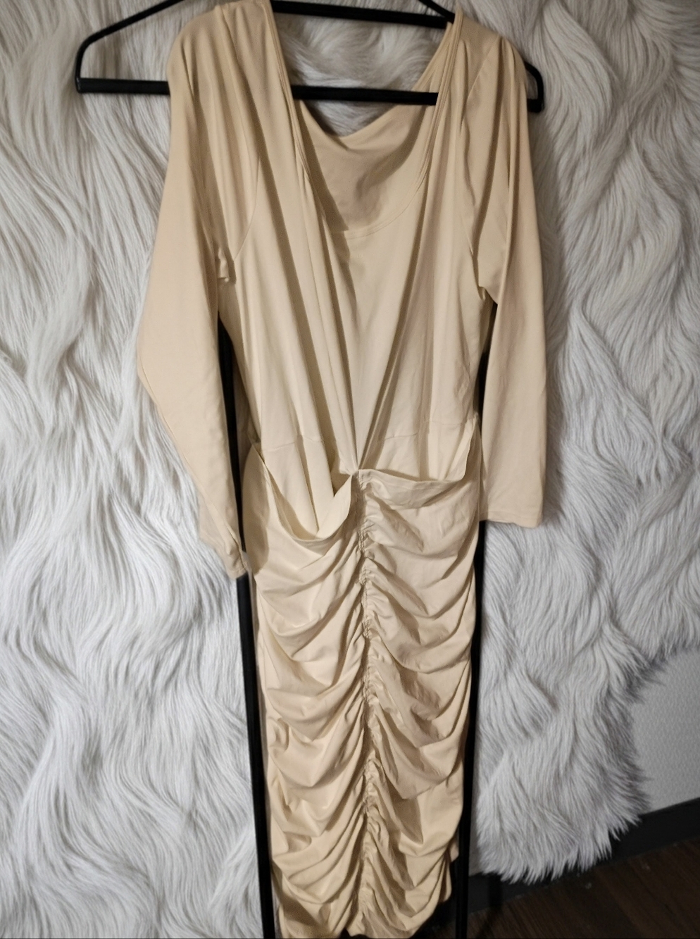 🎉✨ 2 For 10 ✨🎉 Plus Size 4XL Ruched Dress in Cream BNWT